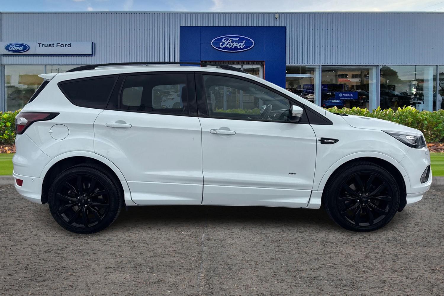 Ford KUGA Photo 2