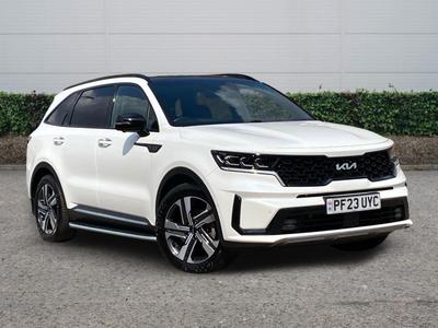 Used 2023 Kia Sorento  1.6 T-GDi ISG HEV EDITION White Pearl at Kia Motors UK