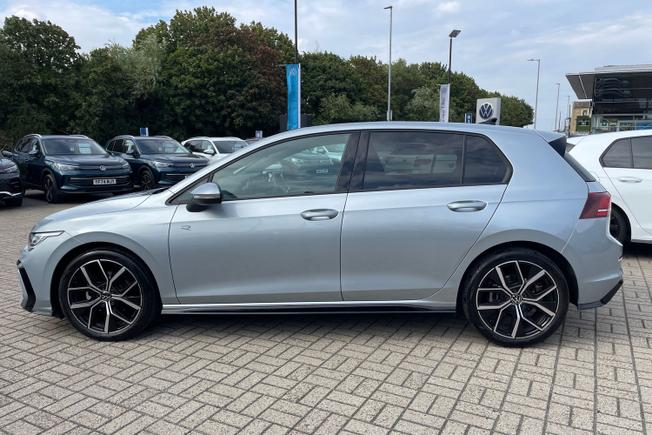 VOLKSWAGEN Golf Photo 32