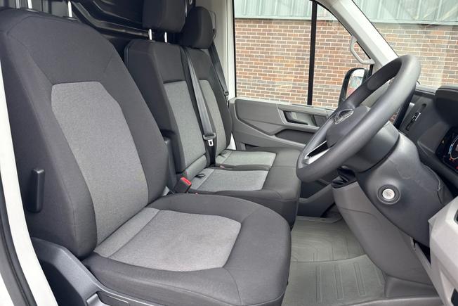 VOLKSWAGEN Crafter Photo 36