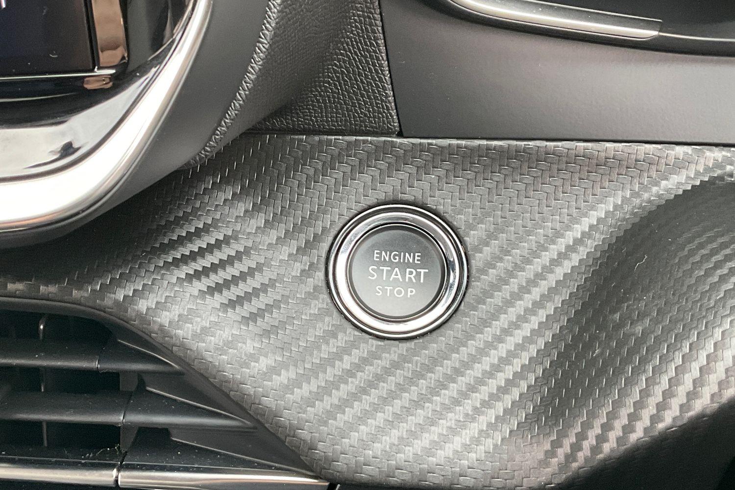 Peugeot 208 Photo 29