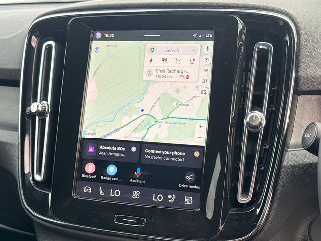 VOLVO Xc40 Photo 14