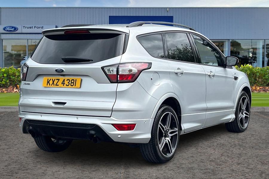 Ford KUGA Photo autoimg-5e42f02876e142d600645e5abec34197eda1c72c.jpg