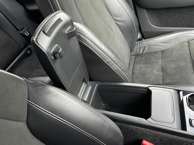 VOLVO Xc40 Photo 38