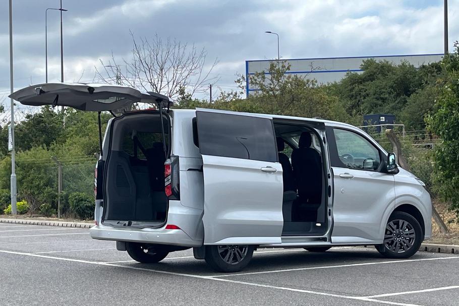 Used Ford TOURNEO CUSTOM WN26TWF 7