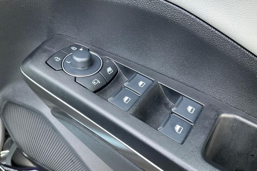 Ford Puma Gen-E Photo autoimg-5e455cede65cab49896c8a9b28d0c2eb626e7292.jpg