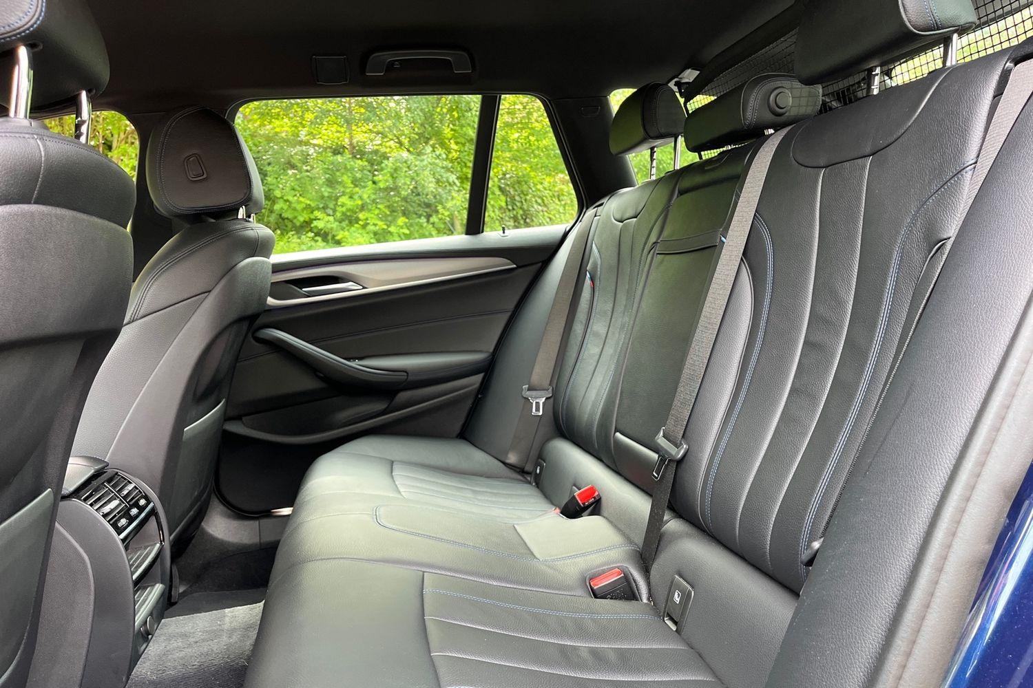 BMW 5 Series Photo 19