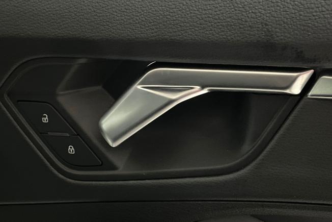 AUDI Q3 Photo 26