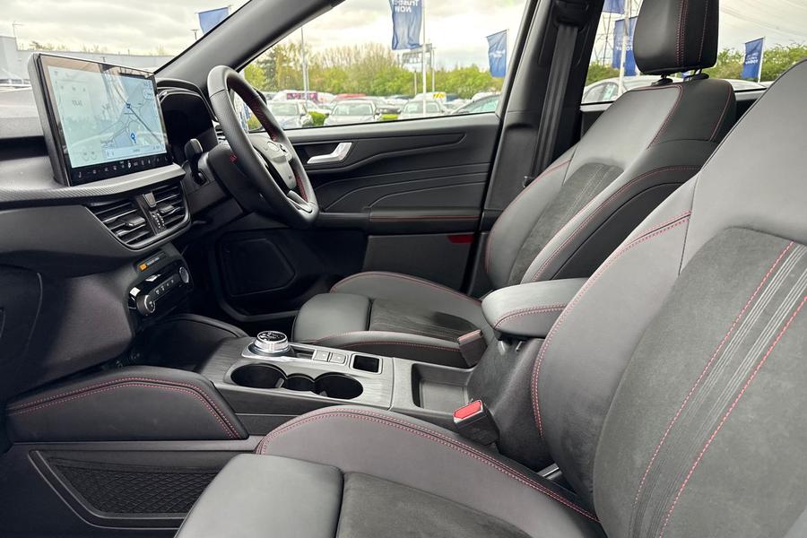 Ford KUGA Photo autoimg-5e4a53e615e95ca4af5405af2e7825d7f39a6c78.jpg