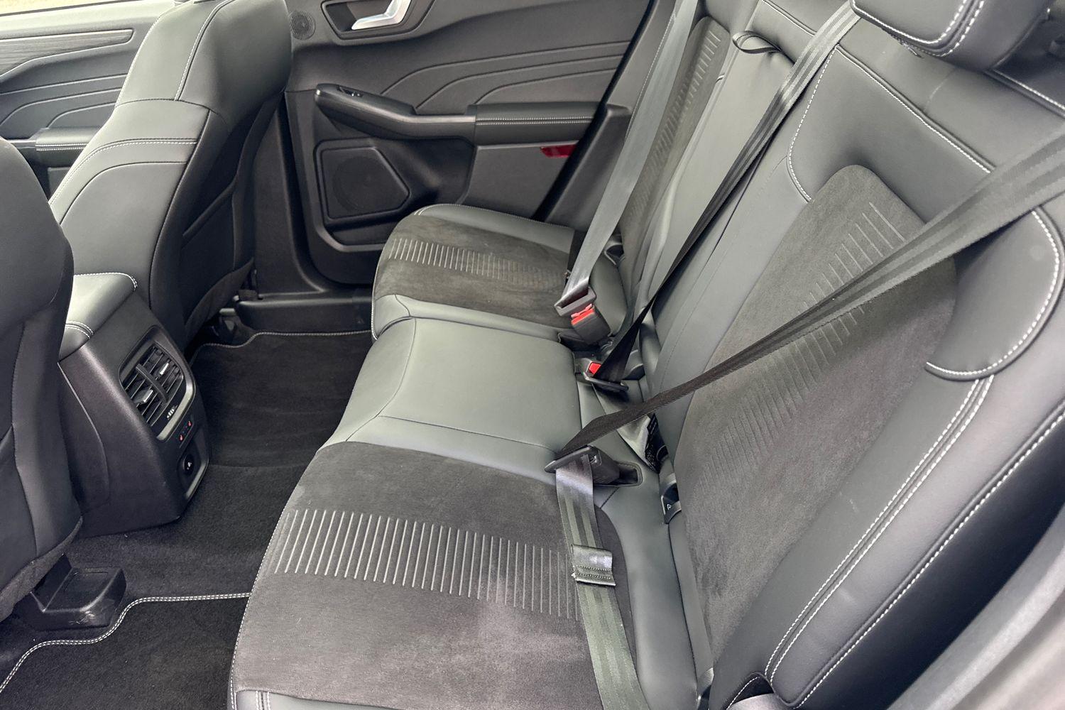 Ford KUGA Photo 19