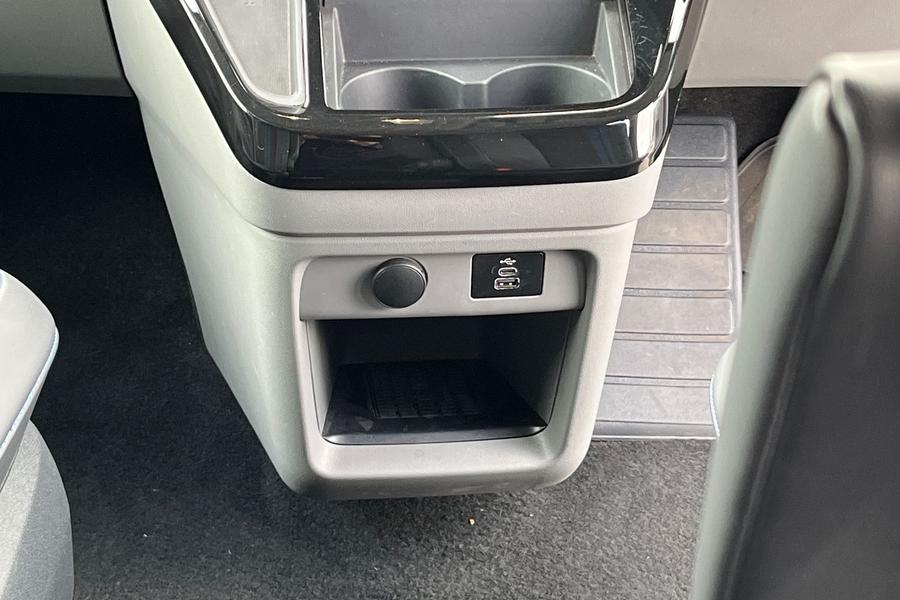 Ford TRANSIT CUSTOM Photo autoimg-5e51be7a3d834febf5eb33d9421e84dc81ed5334.jpg