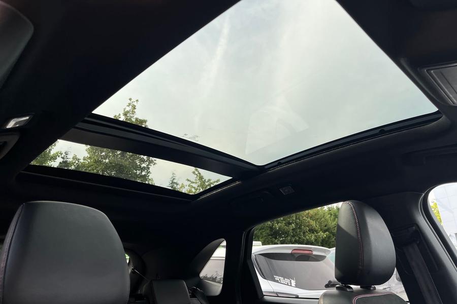 Ford KUGA Photo autoimg-5e5237518e9259e3f8d84d816dcca76fe0439ca6.jpg