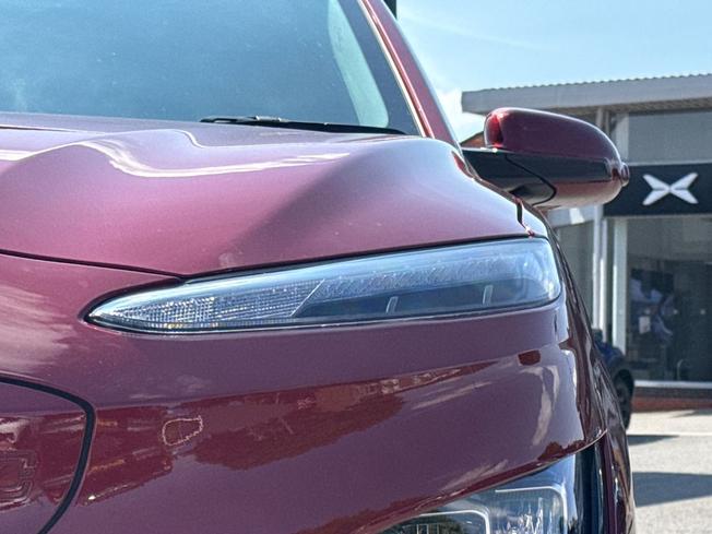 HYUNDAI Kona Photo 28