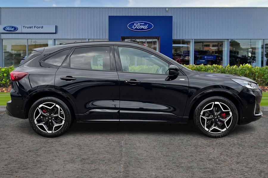 Ford KUGA Photo autoimg-5e6213b62b381f4e7ff317f2228fbe5529a2a38c.jpg