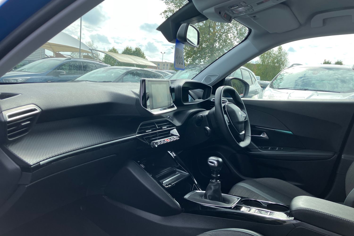 Peugeot 2008 Photo 17