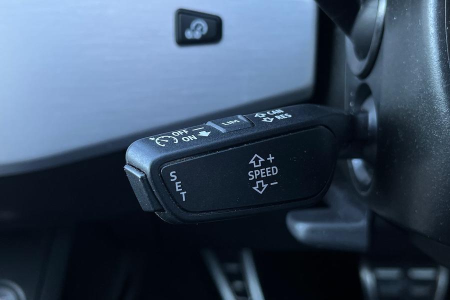 Audi A4 Photo autoimg-5e741eea501d26b5131c3b97bd959ba3d90d245a.jpg