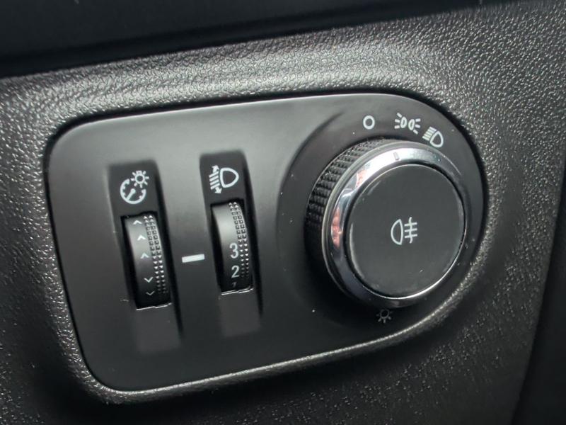 Used Vauxhall ADAM NV18UFK 47