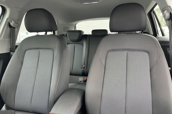 Audi Q2 Photo 21