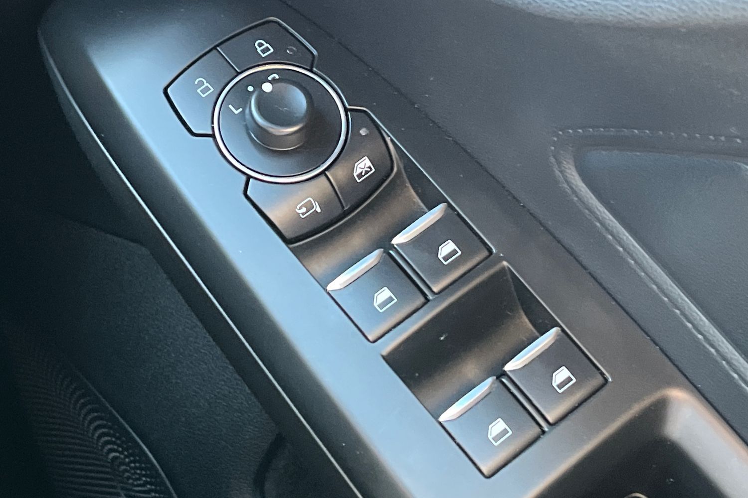 Ford FOCUS Photo 15