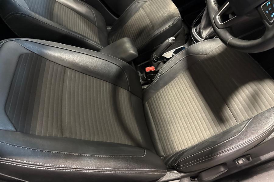 Ford ECOSPORT Photo autoimg-5e85239ae6031f9bf572d8984d90c378e9ab099c.jpg