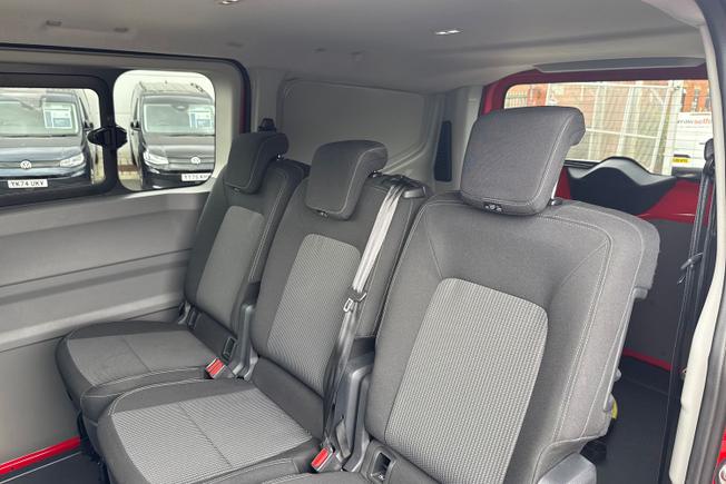 Volkswagen E-Transporter Photo 9