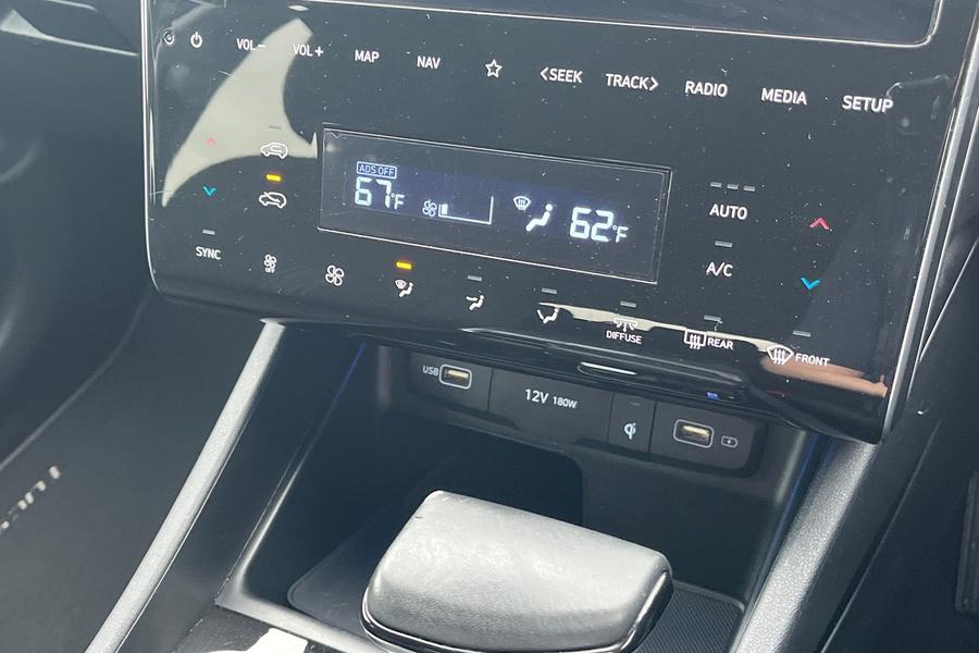Hyundai TUCSON Photo autoimg-5e8862bcfbab5c60ef0637d19f417dde067a5f5e.jpg