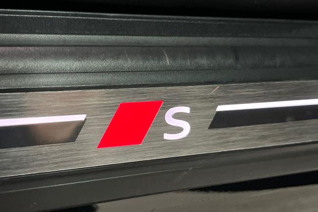 AUDI Q5 Photo 25