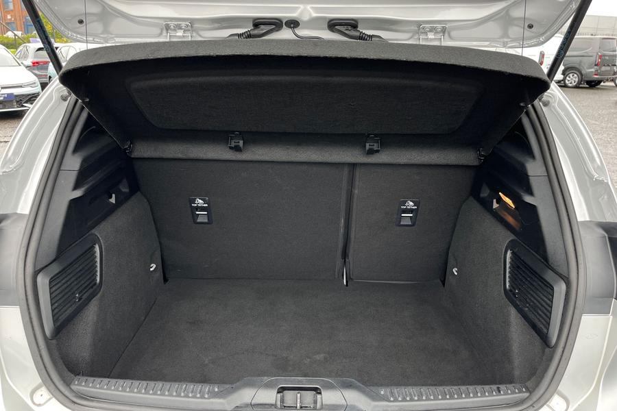 Ford FOCUS Photo autoimg-5e8db4648389dd9c06e1f17ce27e72886b4468f4.jpg