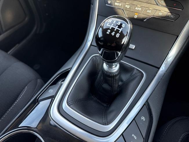 FORD S-Max Photo 34