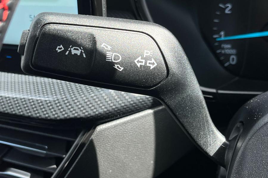 Ford FOCUS Photo autoimg-5e90fb1d0209560b47b21c4addde222cf128c336.jpg