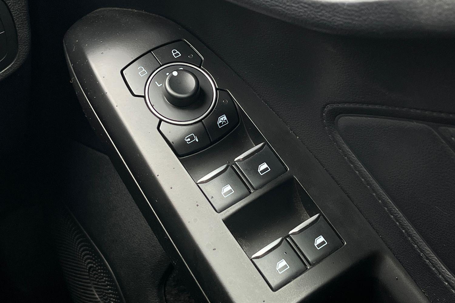 Ford Focus Photo 15