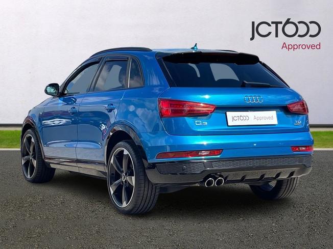 AUDI Q3 Photo 3