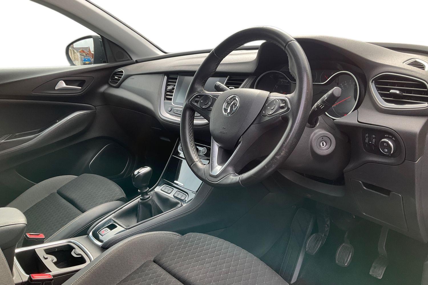 Vauxhall GRANDLAND X Photo 8