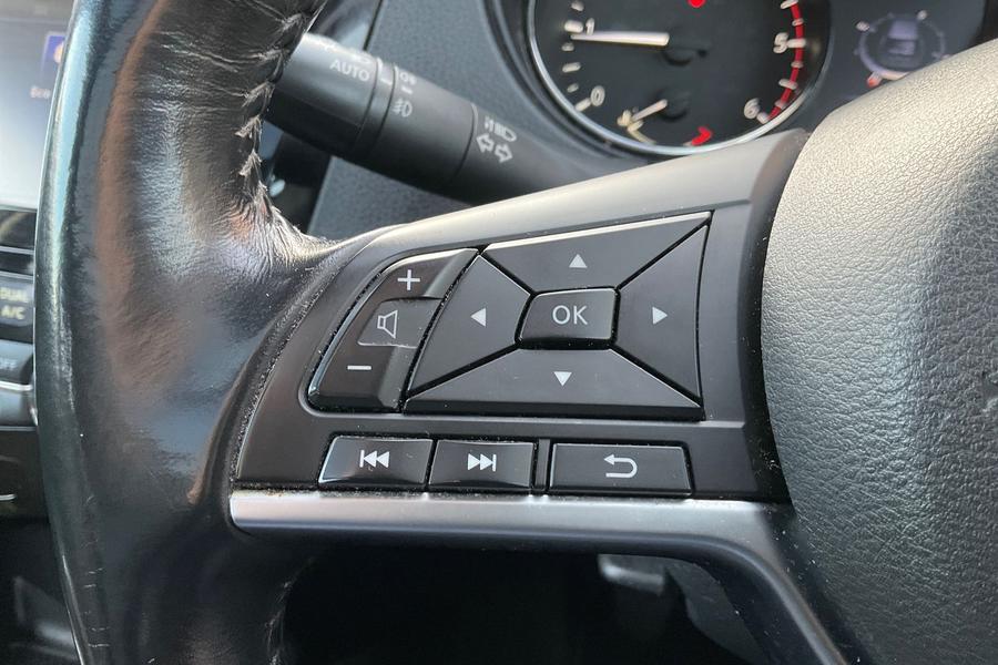 Nissan X-TRAIL Photo autoimg-5e970b9db5e6b214bc0db33edfff4e8f8aee1f46.jpg