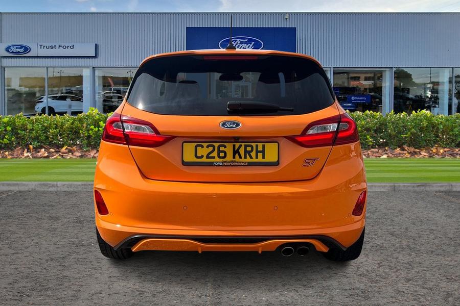 Ford FIESTA Photo autoimg-5e98b66b88fb66142d797310d45821a987d4918c.jpg