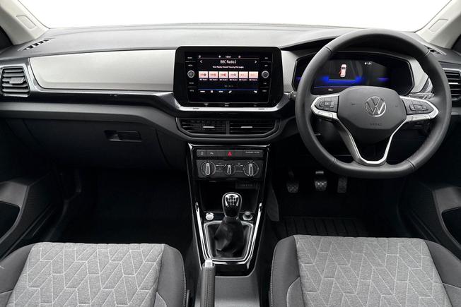 VOLKSWAGEN T-Cross Photo 10