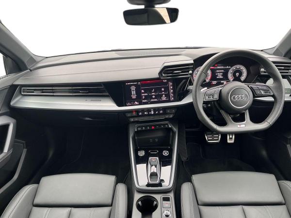 Audi A3 Photo autoimg-5ea01322cd482f852577cc6348f56d6b52fb4539.jpg