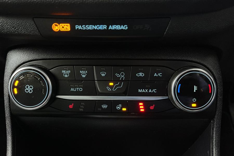 Ford Fiesta Photo autoimg-5ea495d952fb294b7491a24835794fcc5e79bd0c.jpg