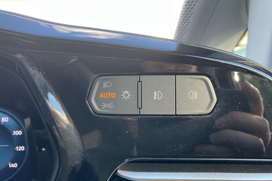 Used Ford TRANSIT CONNECT 28