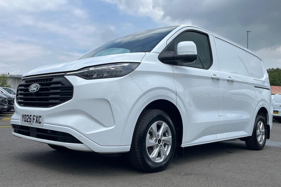 Used Ford TRANSIT CUSTOM YO25FXC 36