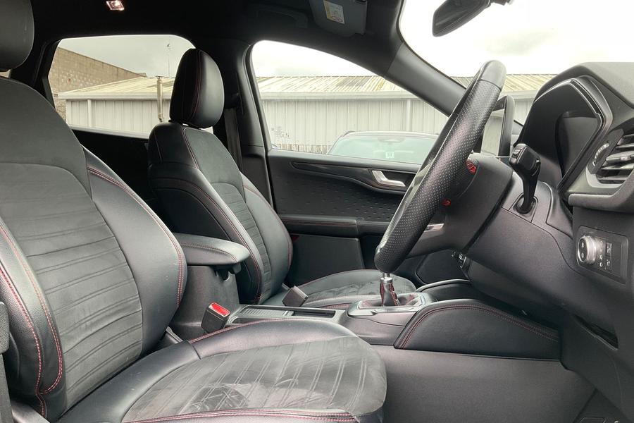 Ford KUGA Photo autoimg-5ea70bf27693ac95da8c663bd328ac5e940df35d.jpg