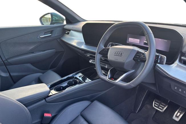 AUDI Q3 Photo 6