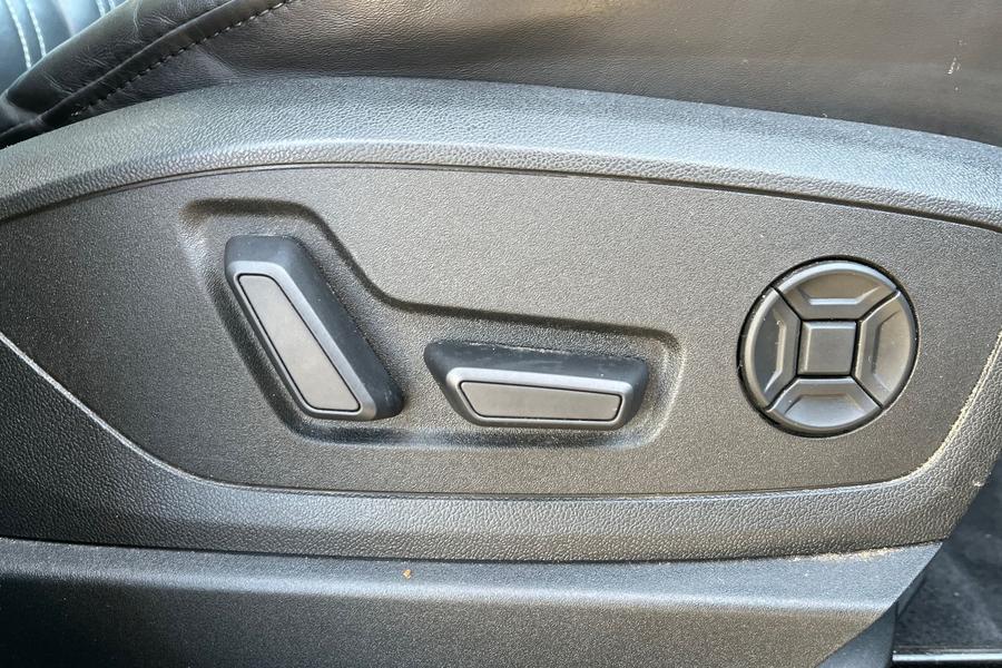 Audi E-TRON Photo autoimg-5ea9cf546ce0304c4a2f348ecd5e1b43b0fce342.jpg