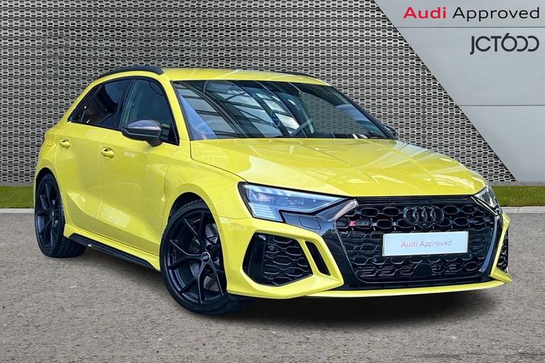 Used 2024 AUDI RS3 RS 3 TFSI Quattro Carbon Black 5dr S Tronic Yellow at JCT600