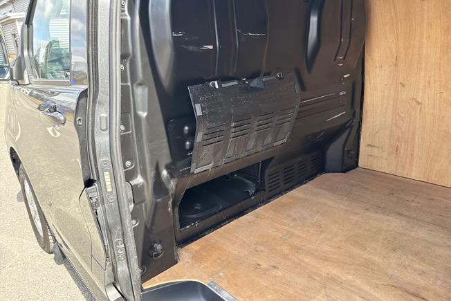 Volkswagen Transporter Photo 28