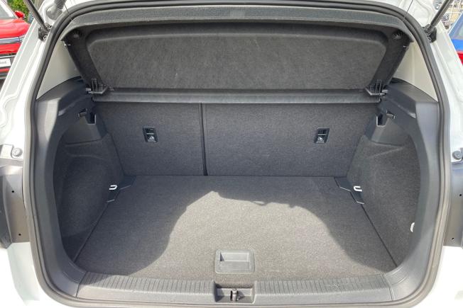VOLKSWAGEN T-Cross Photo 12