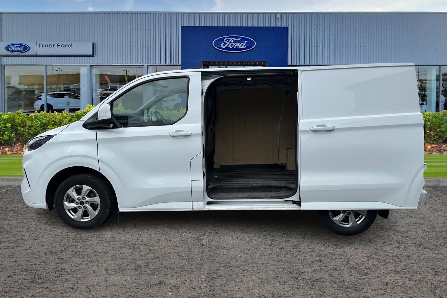 Ford TRANSIT CUSTOM Photo 4