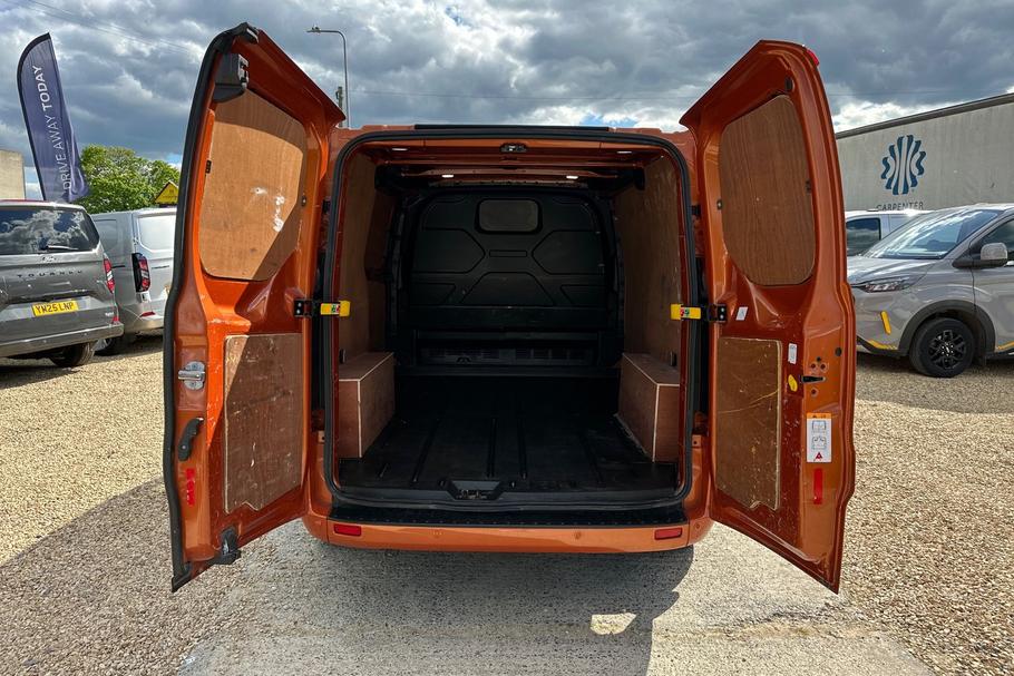 Used FORD TRANSIT CUSTOM MT21ZHU 6