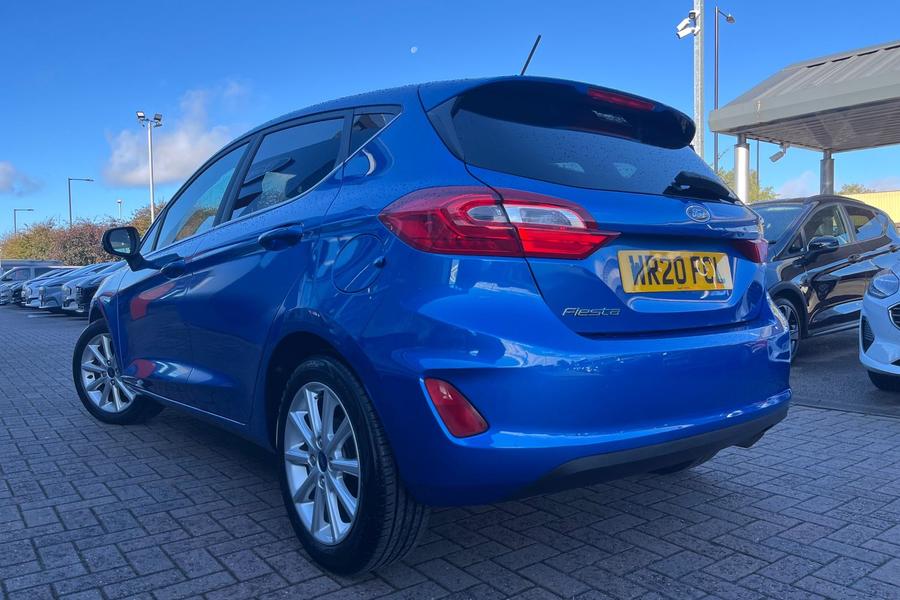 Ford FIESTA Photo autoimg-5ebf5e9a034e192eeea8dd93f5c022bb774e2997.jpg