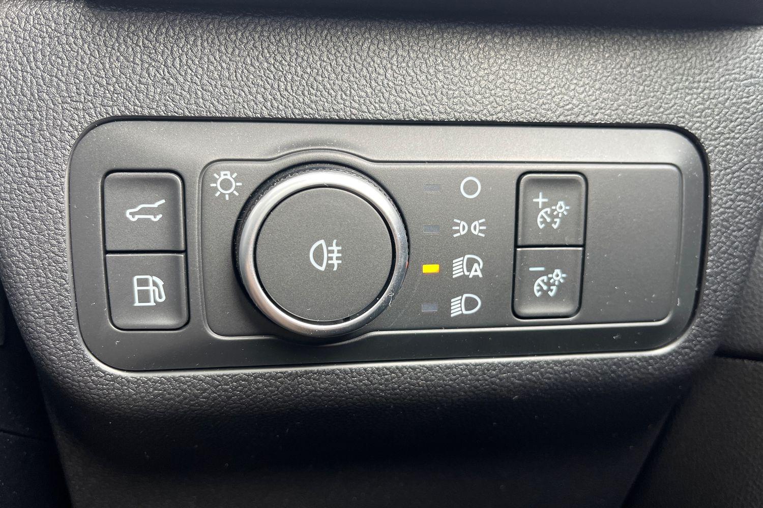 Ford KUGA Photo 28